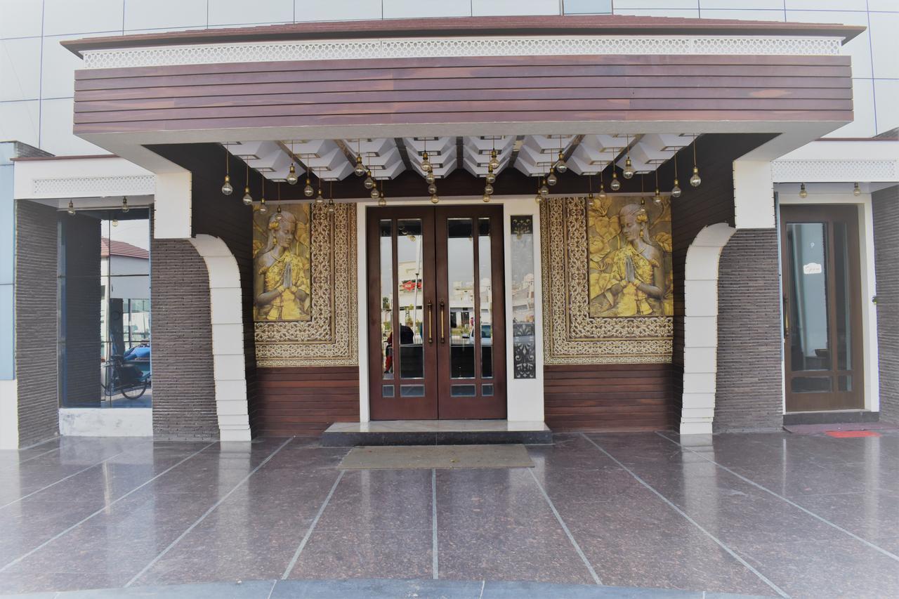Hotel Ashish Continental Phagwāra 外观 照片