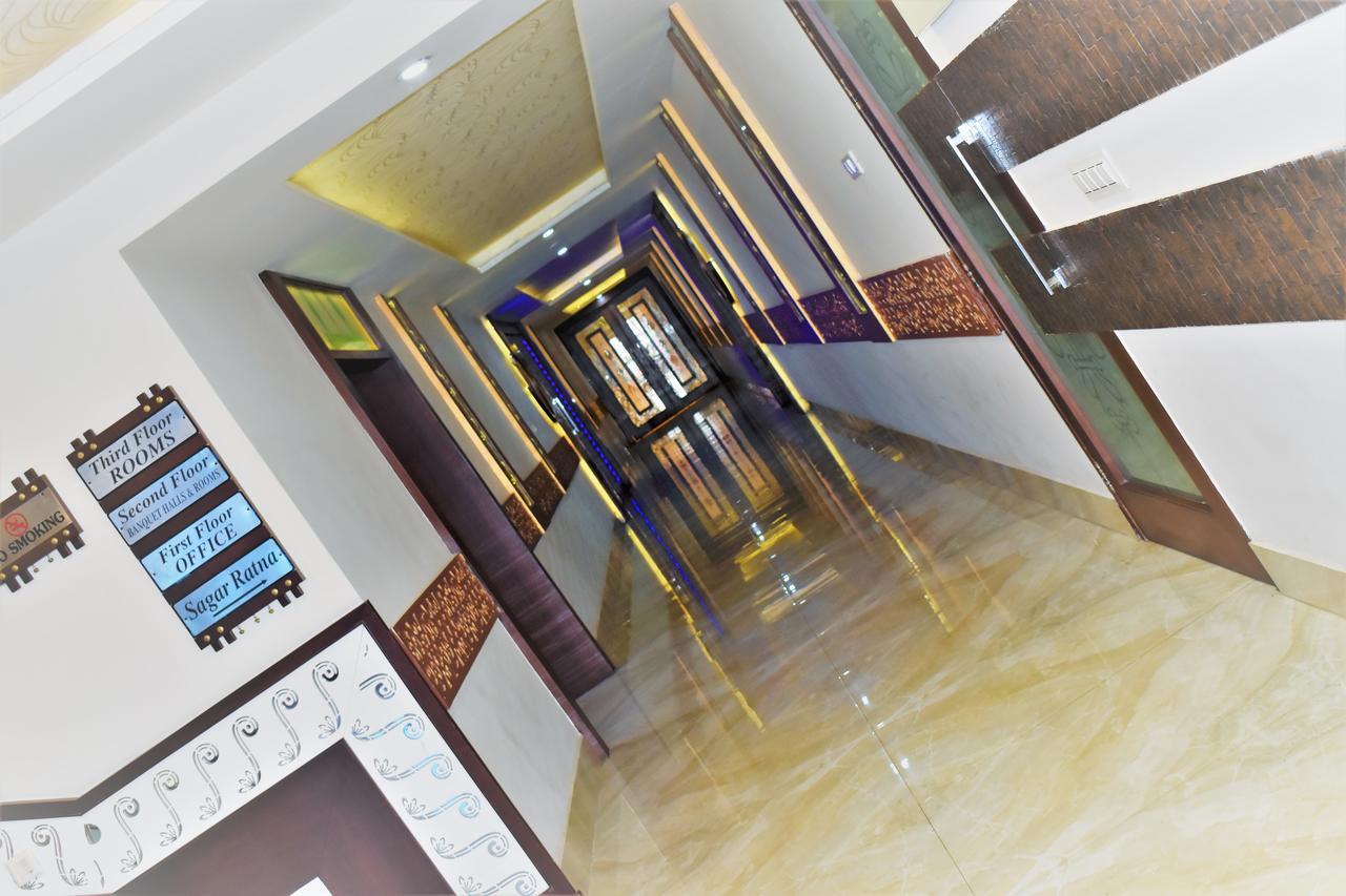 Hotel Ashish Continental Phagwāra 外观 照片